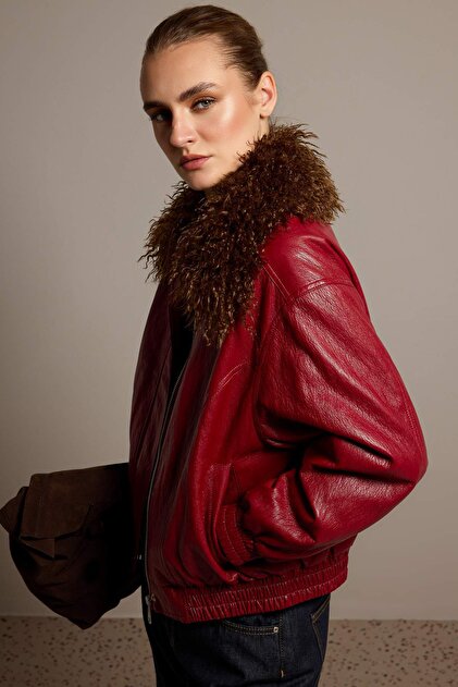 Bordo Oversize Kalıp Çıkarılabilir Kürk Yakalı Yumuşak Suni Deri Mont TWOAW27MO00040
