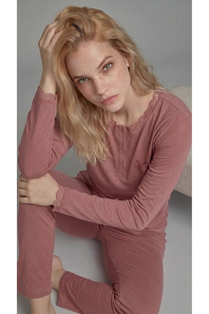 Gül Kurusu Ring Viskon Uzun Kol Yakası Patlı Dantelli Büyük Beden Pijama Takım