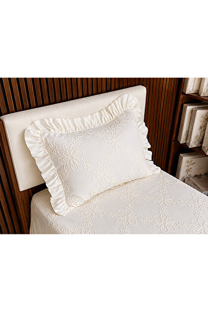 Çiçek Fırfırlı Tek kişilik Yatak Örtüsü 180 x 250 Kutulu
