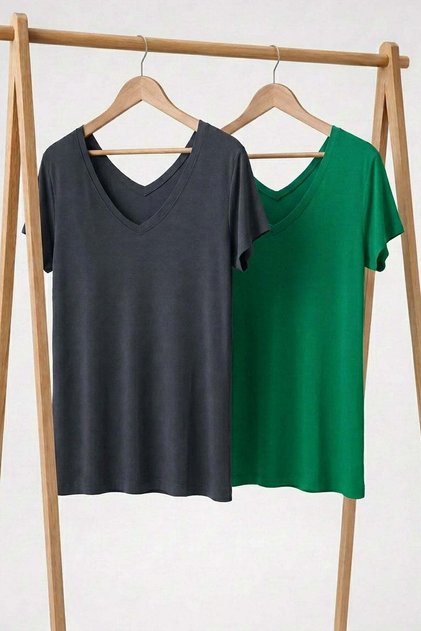 2 Pieces Front and Back V-Neck Basic T-Shirts