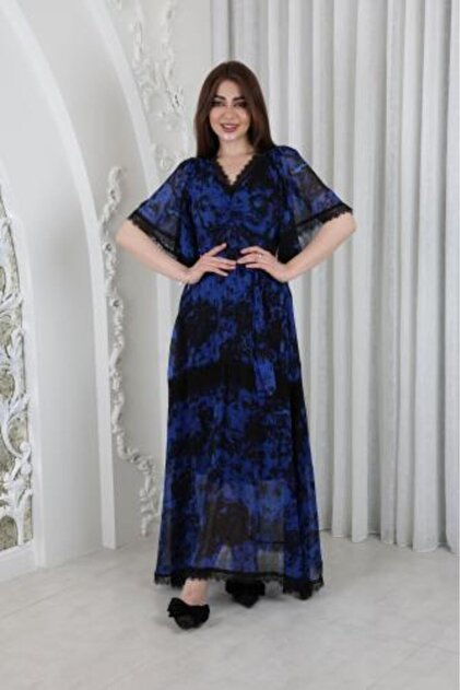 Floral dress decorated with lace