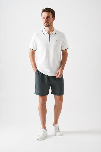 Men's Ecru Footed Collar Reflective Zippered Oysho T-Shirt
