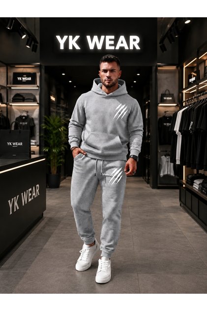 Trending Statement in Street Fashion: Oversize & Premium Sweatpants Sets