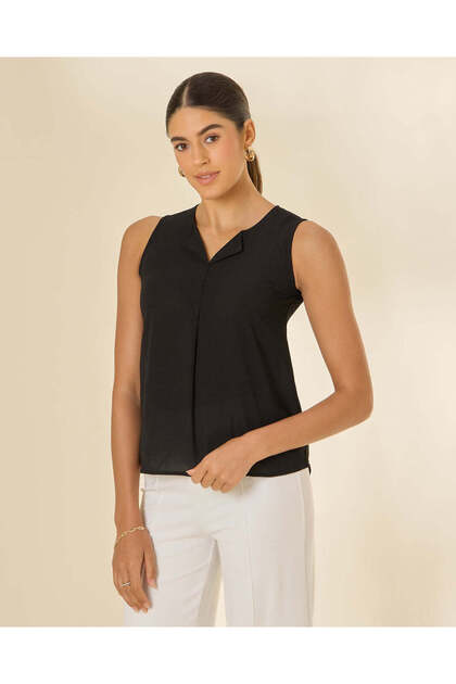 Women Black Sleeveless Casual Blouse