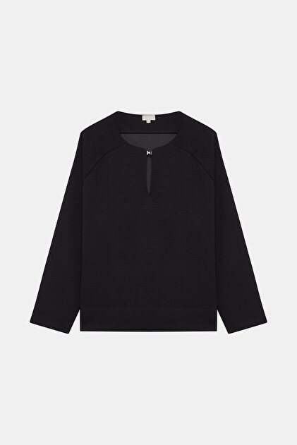 SİYAH YAKA DETAYLI SWEATSHIRT
