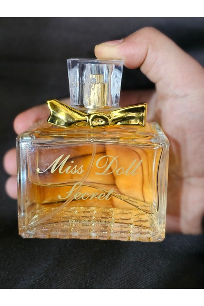 عطر نسائي القديم 100 جرام
