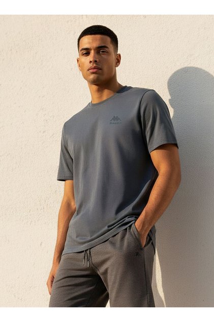 Men Logo Print T-shirt