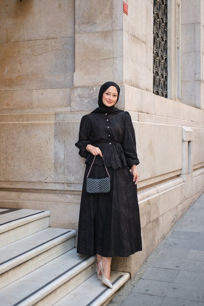 Women's Skirt Ruffled Stone Button Detail Set Black