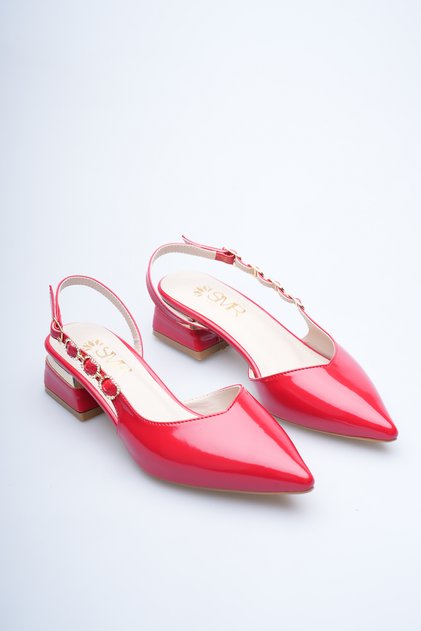 Women's Flat Shoes with Stylish Side Accessory Detail and Gold Plated Heel Detail, Suitable for Daily and Special Occasions.