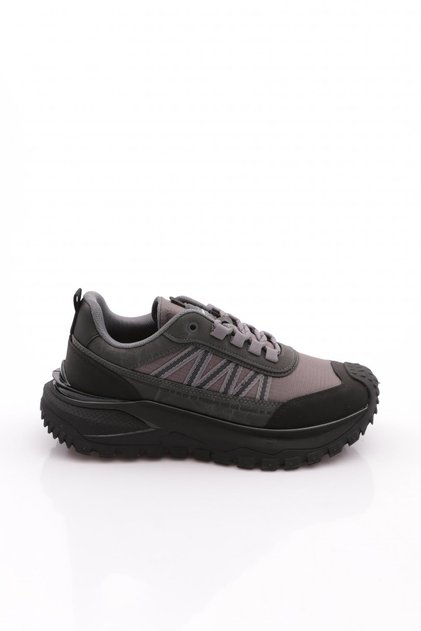 0643089m Men's Sports Shoes