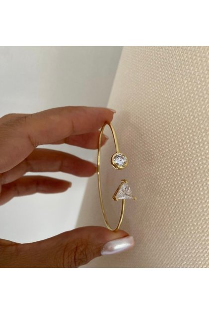 Zircon Stone Detail Thin Handcuff Bracelet