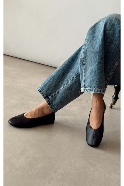 Grove Black Genuine Leather Ballerinas