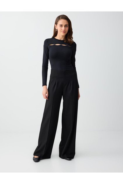 Black Wide Leg High Waist Woven Relaxed Fit Trousers