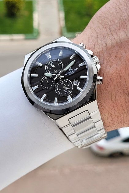 Dial Black Cordon Silver Color Inside Indicators Active Men's Wrist Watch