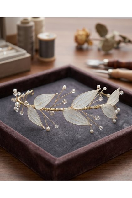 Pearl-Studded Helen Model Bridal Crown-Crown-Engagement-Wedding-(Gold Detailed)