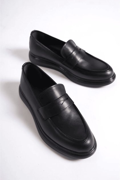 Men's Black Flat Classic Laceless Shoes