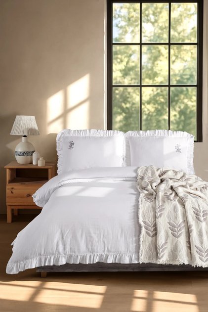 Lily White 100% Cotton Double Muslin Embroidered Ruffled Duvet Cover Set