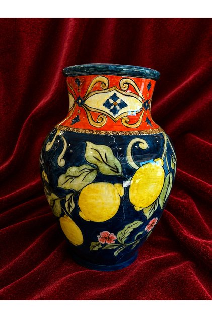 Limon Desenli Çini Vazo