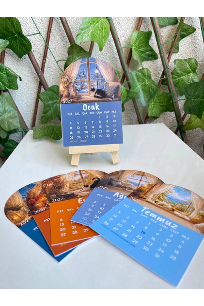 2027 Kedi Temalı Masa Takvim + Tahta Stand