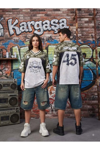 Spark Baskılı V Yaka Premium Oversize