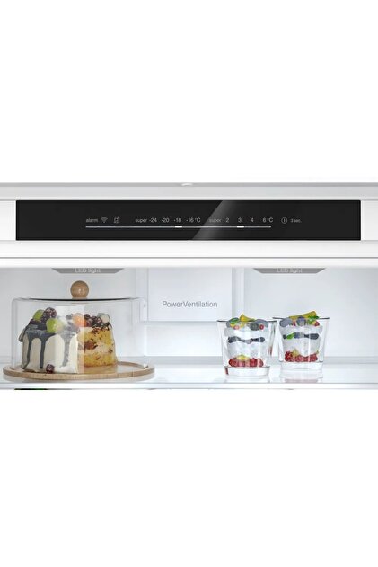 Siemens KB96NADD0 / iQ500 Alttan Donduruculu Ankastre Buzdolabı