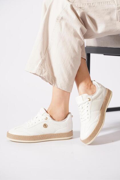 Elames white women's sports shoes with anorak detail