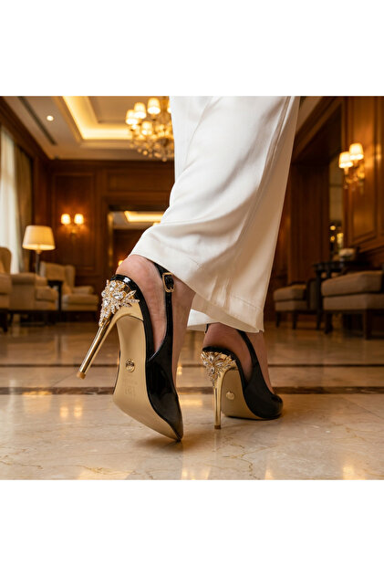 Fonda Back Stone Detailed Heeled Shoes