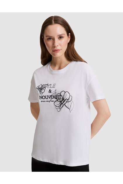 White Oversize T-Shirt 50319872-Vr013