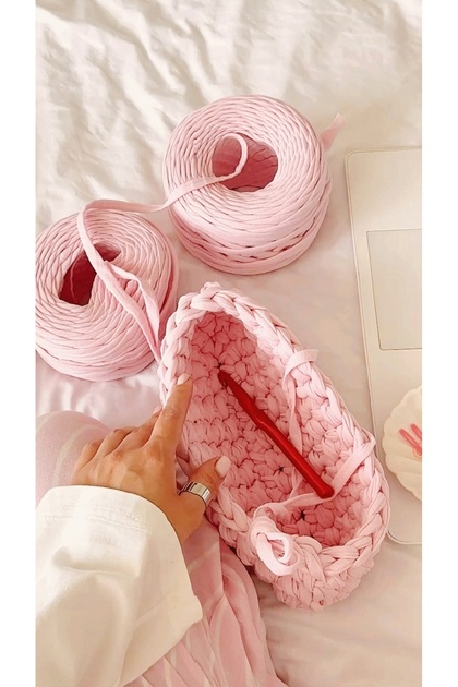 Combed Cotton Yarn (300-400Gr) Color-Light Powder Pink Tone