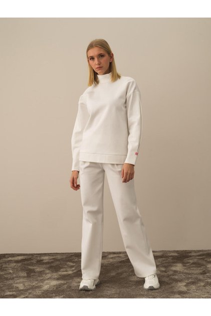 Kadın Kırık Beyaz Pamuk Dokulu Oversize Sweatshirt