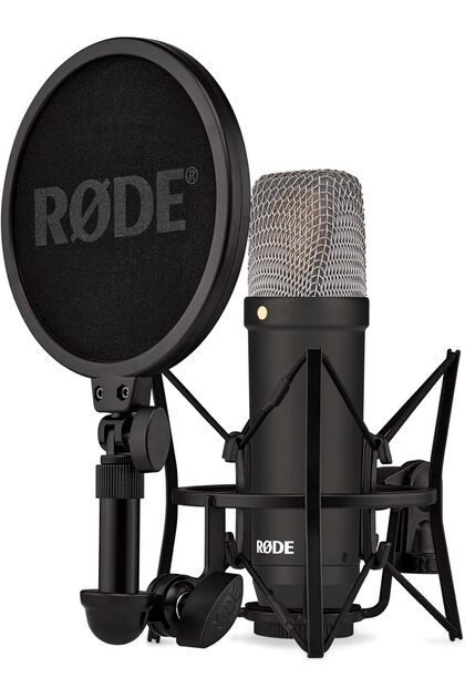 RODE NT1 Signature Series Large-Diaphragm Condenser Mikrofon (Siyah) | Müzik Prodüksiyonu, Vokal Kaydı, Akış ve Podcasting için Shock Mount, Pop Filtresi ve XLR Kablosu (Siyah)