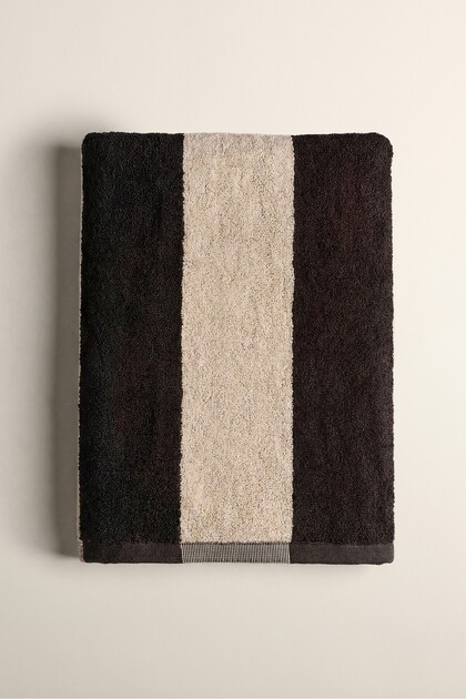 Çizgili banyo havlusu 140 x 70 cm