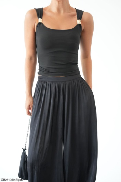 Accessory Detailed Square Neckline Body Athlete Top