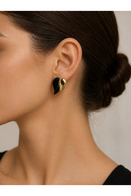 Grace Heart Black Gold Heart Earrings