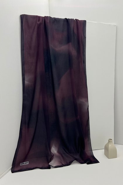 Soyut Desenli Bordo Siyah Şal – Kaymaz Soft Kumaş, Tok Duruşlu Günlük Şal
