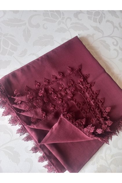Bordo yazma iğne oyası
