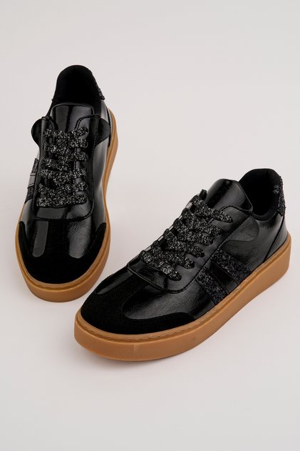 Frm-100 Flat Sole Stone Detailed Sports Shoes