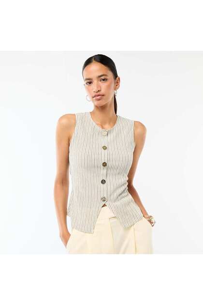 Sleeveless Top with Hammered Gold Button Opening WHITE