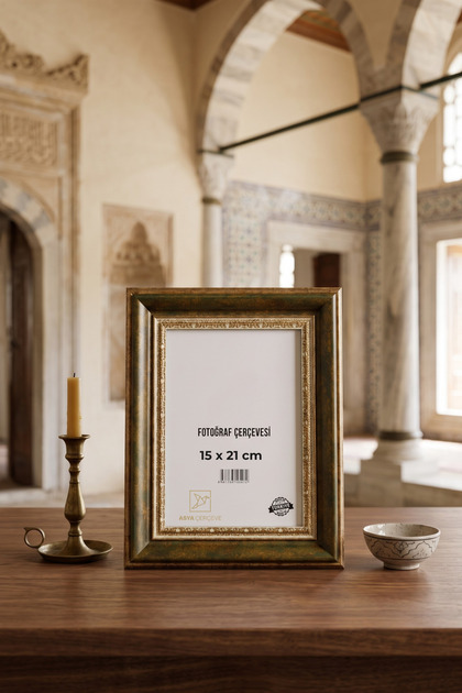 Hürrem Sultan Serisi 15 x 21 İşlemeli Eskitme Fotoğraf Çerçevesi Camlı Dekoratif Duvar & Masa Tipi Plastik Çerçeve