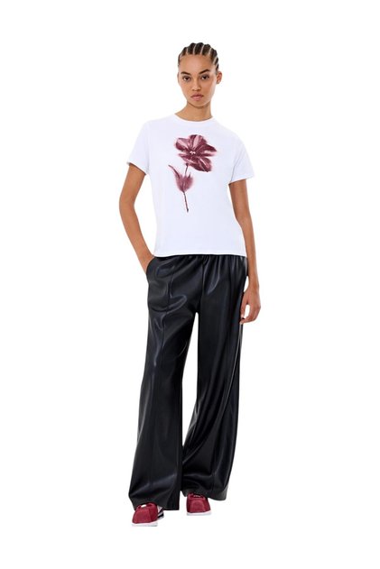 Women Blurred Floral Printed T-Shirt