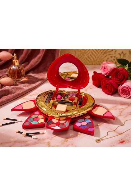 FLOWER LOVER MAKE UP KIT 85 G