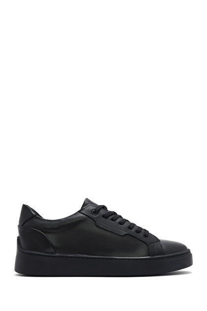 Derimod Erkek Siyah Bağcıklı Kalın Tabanlı Deri Sneaker