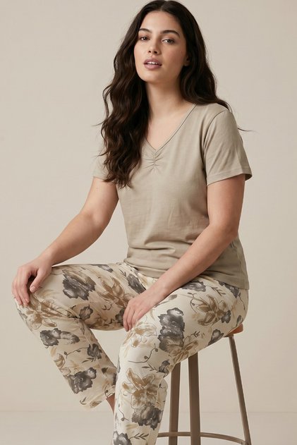 Floral Patterned Viscose Knitted Pajama Set26119123