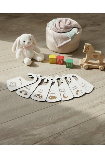 7-Piece Baby Closet Organizer Hanger Divider - 0-24 Months Clothing Separator Set - Baby Room Closet Organizer