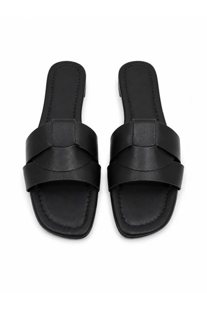 Women's Black Flat Sole Daily Slippers Panita