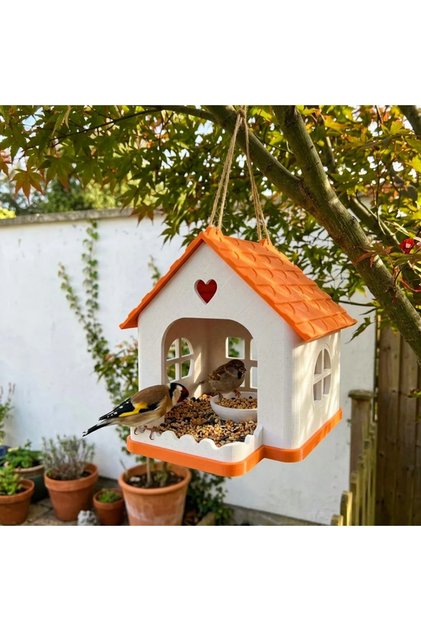 Decorative Garden and Balcony Bird Feeder with Heart Detail and Roofed Bird Nest Feeder