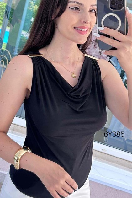 Zero Sleeve Sandy Fabric Buckle Blouse 6Y385