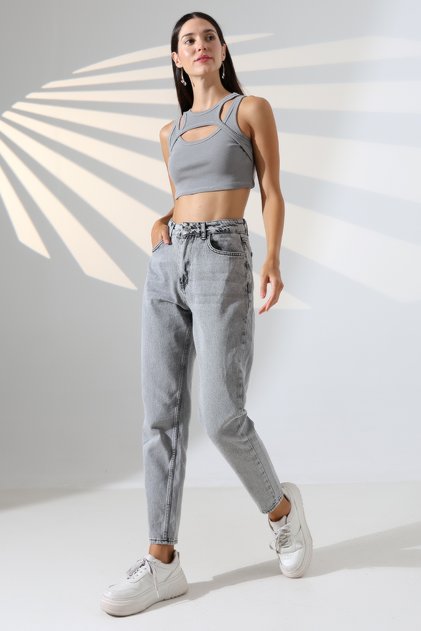 Girls / Women High Waist Relaxed Boyfriend Fit Denim Jeans