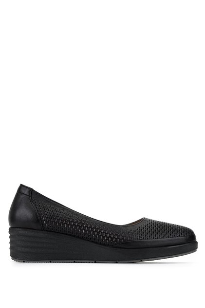 Women's Genuine Leather Black Comfort Shoes