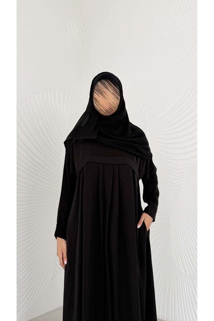 Mwo002 - Abaya with Big Folds and Hidden Chest Pocket for Hajj and Umrah